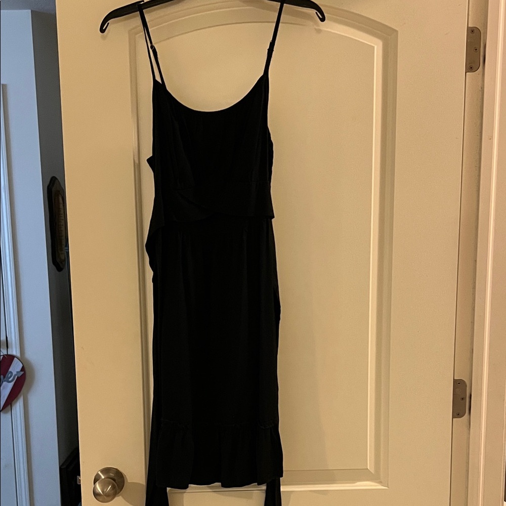 Elegant Black Sleeveless Dress